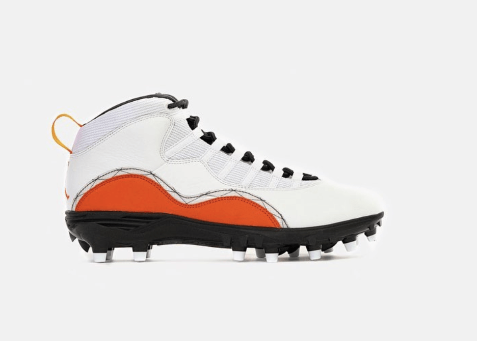Lateral view SoleFly x Air Jordan 10 Cleat