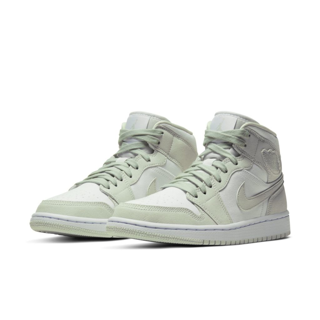 air jordan 1 mid trainers white spruce aura spruce aura
