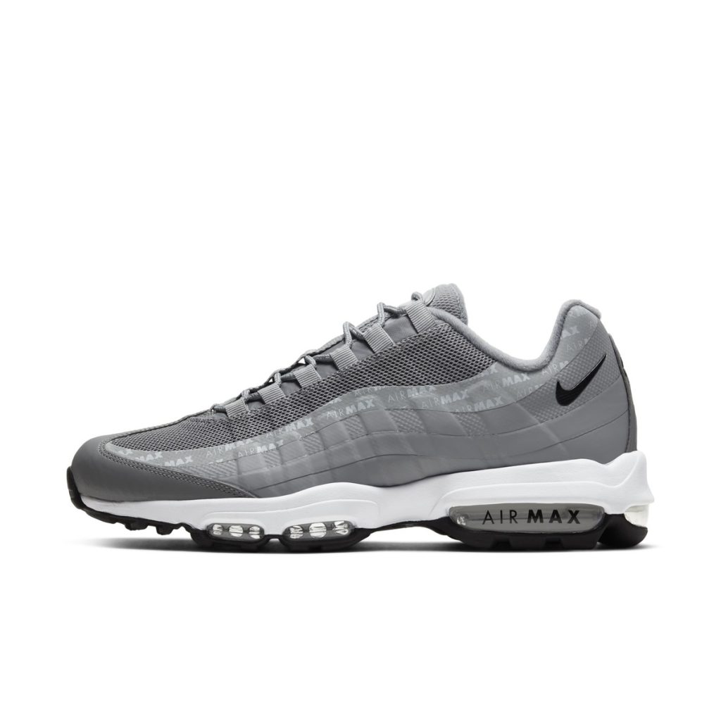 "Air Max" found on the rear side of the AM95 Ultra
