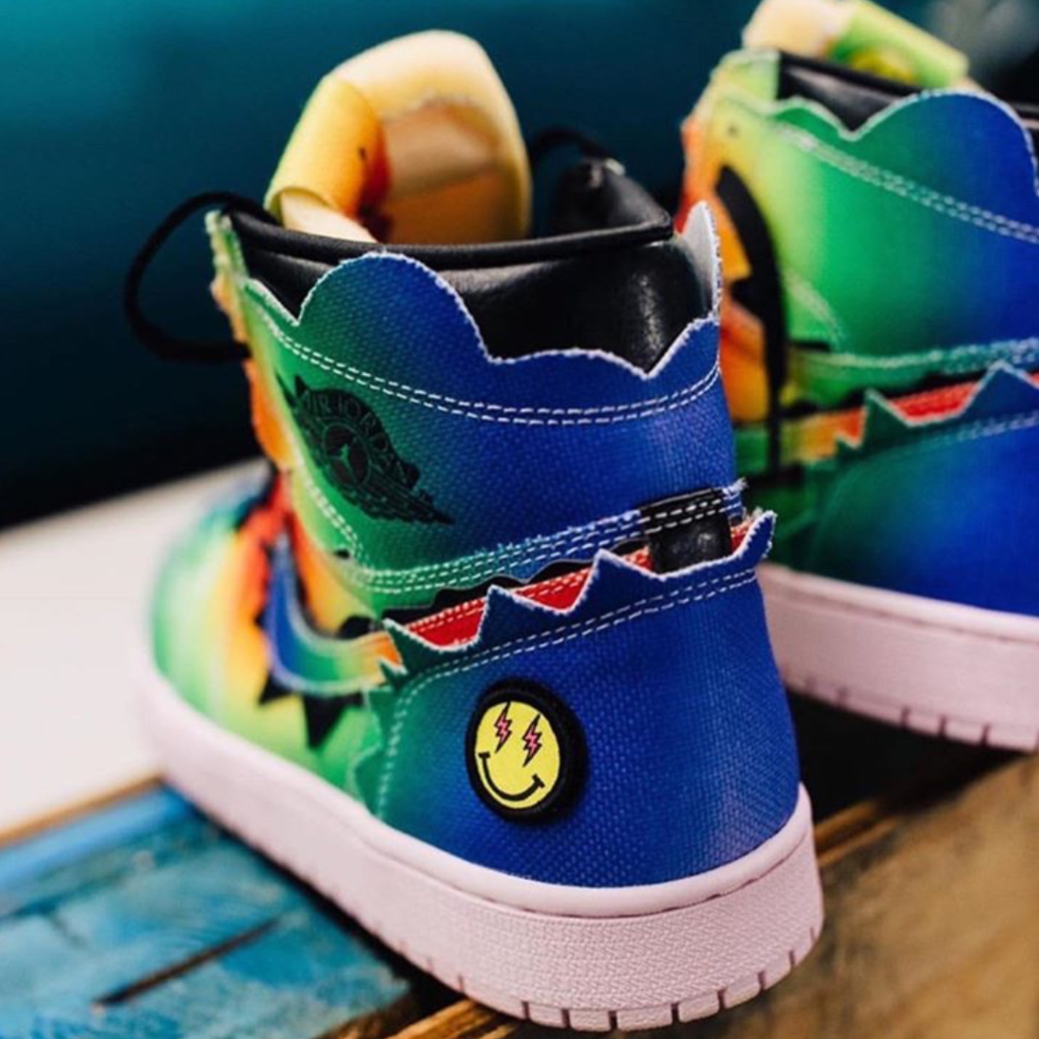 j balvin jordan 1 pink laces