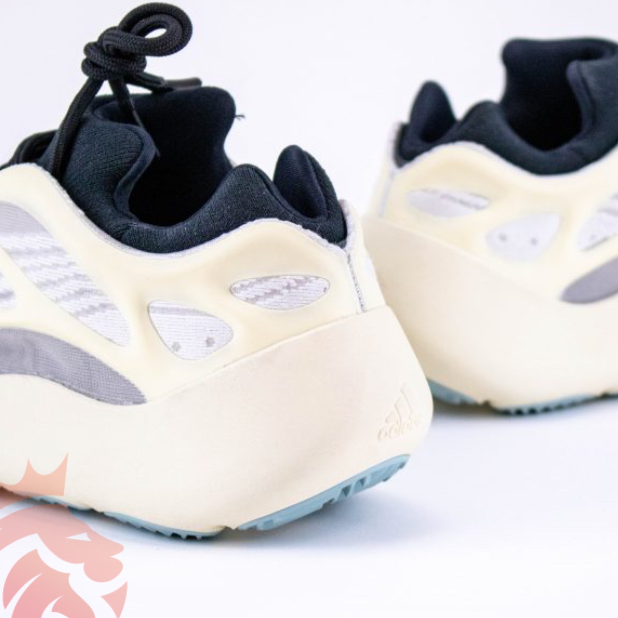 adidas yeezy 700 real vs fake