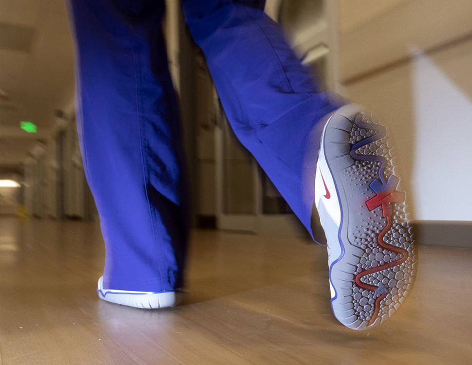 air zoom pulse trainers