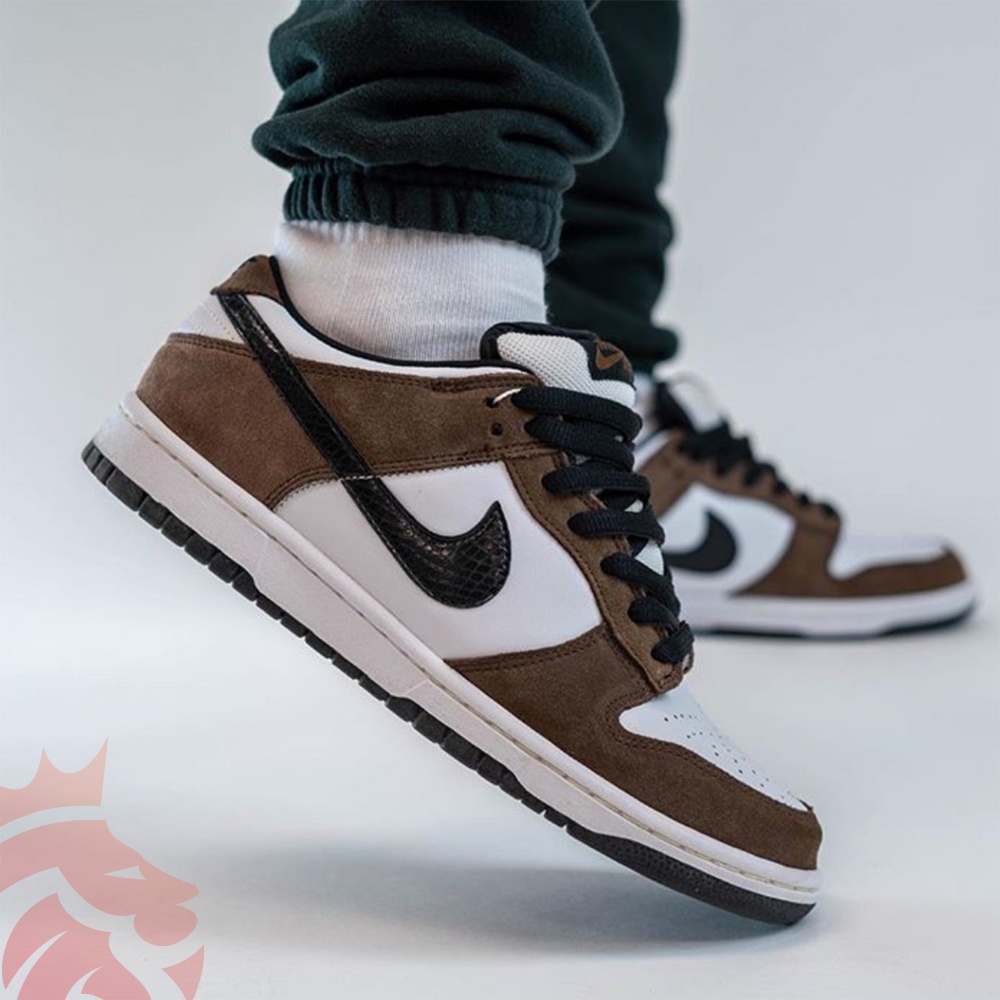 dunk low trail