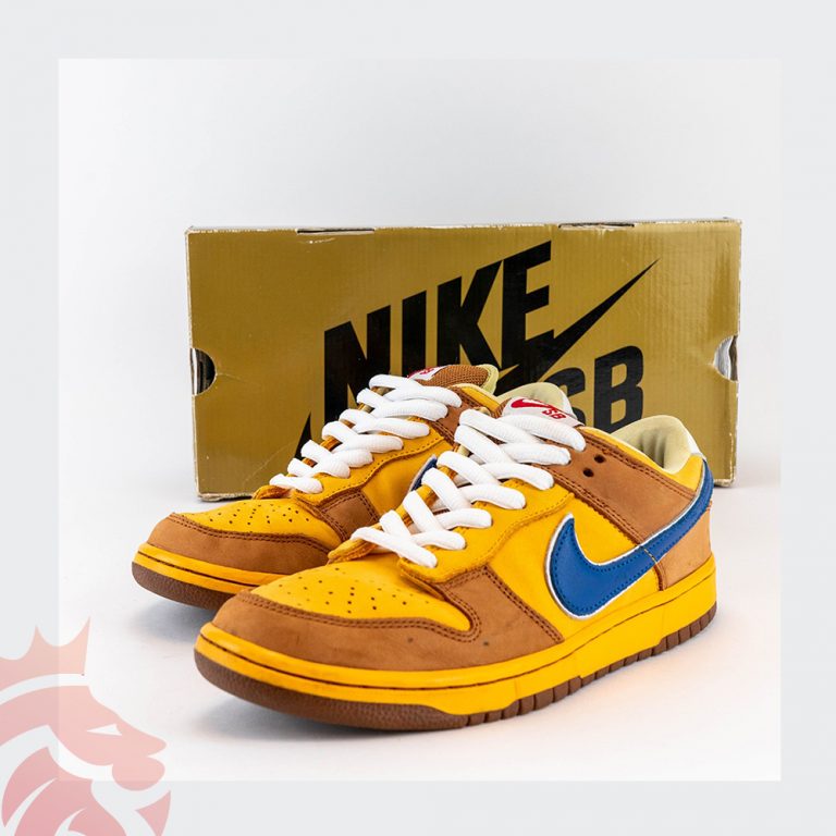 nike dunk low newcastle