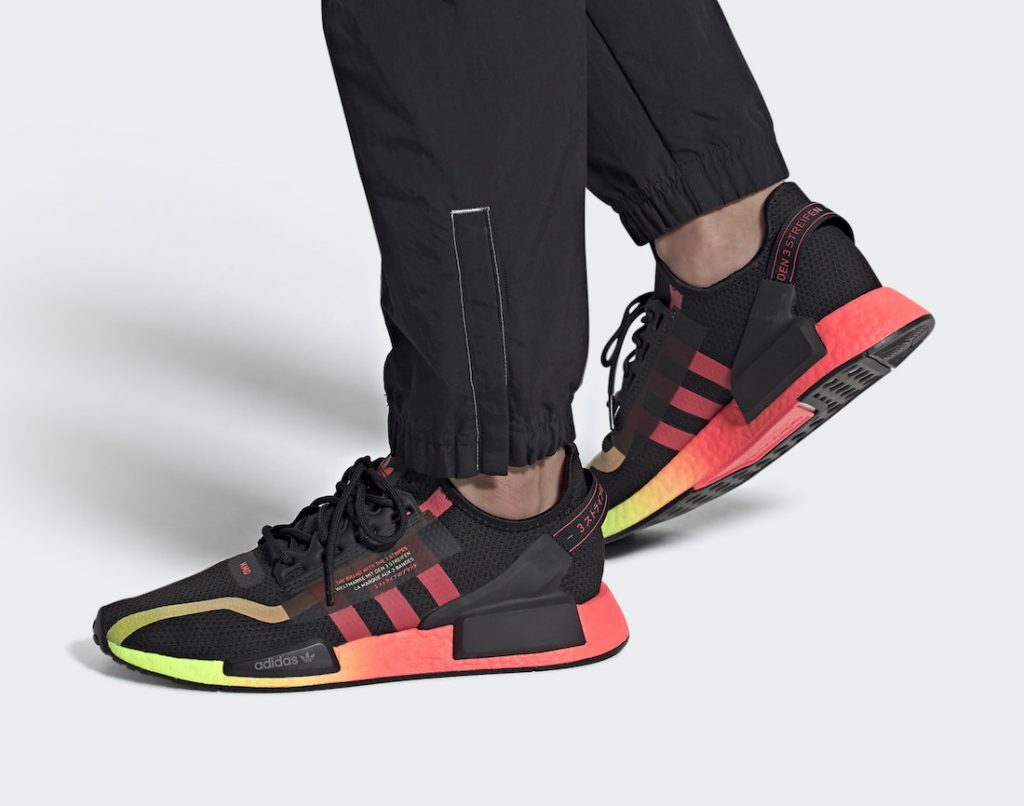 nmd r1 black red green