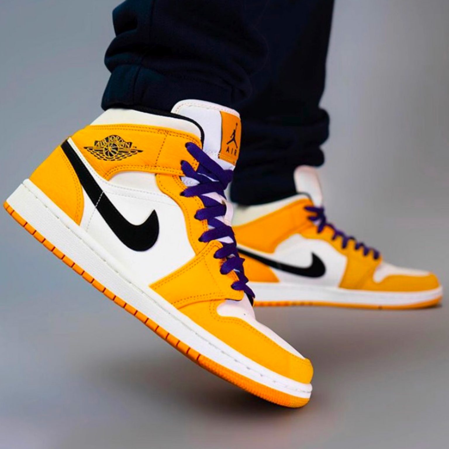 air jordan 1 mid se lakers top 3