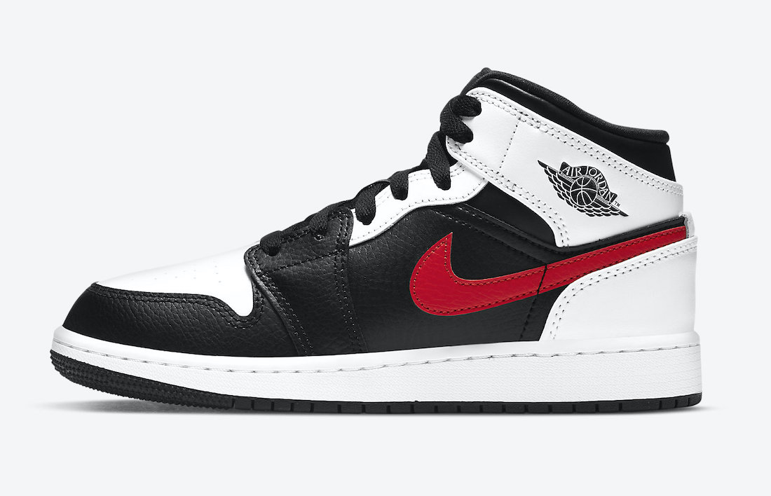 Nike drops Air Jordan 1 Mid WMNS in a “Bulls” colorway – Street Sense