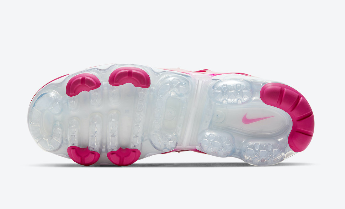 vapormax plus hot pink