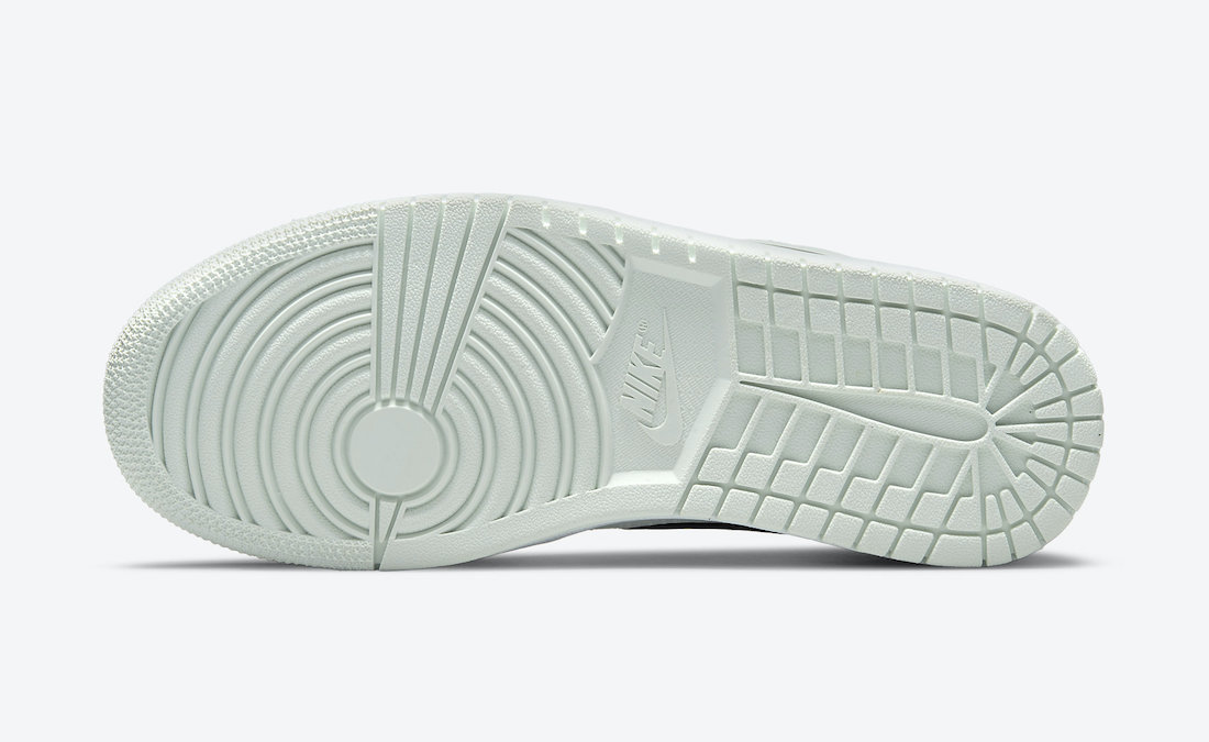 Sneak Peek Air Jordan 1 Low Se Barely Green Yankeekicks