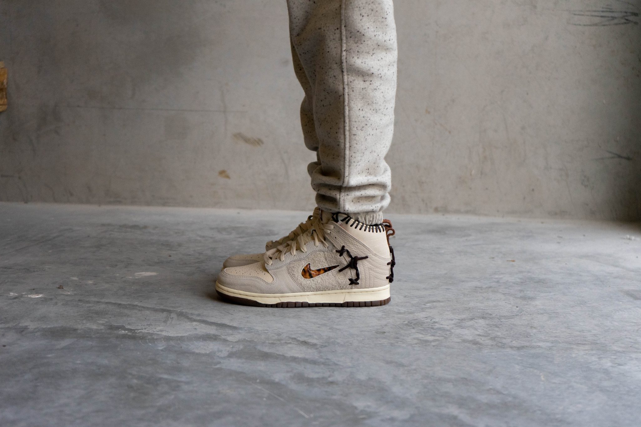 dunk high bodega on feet