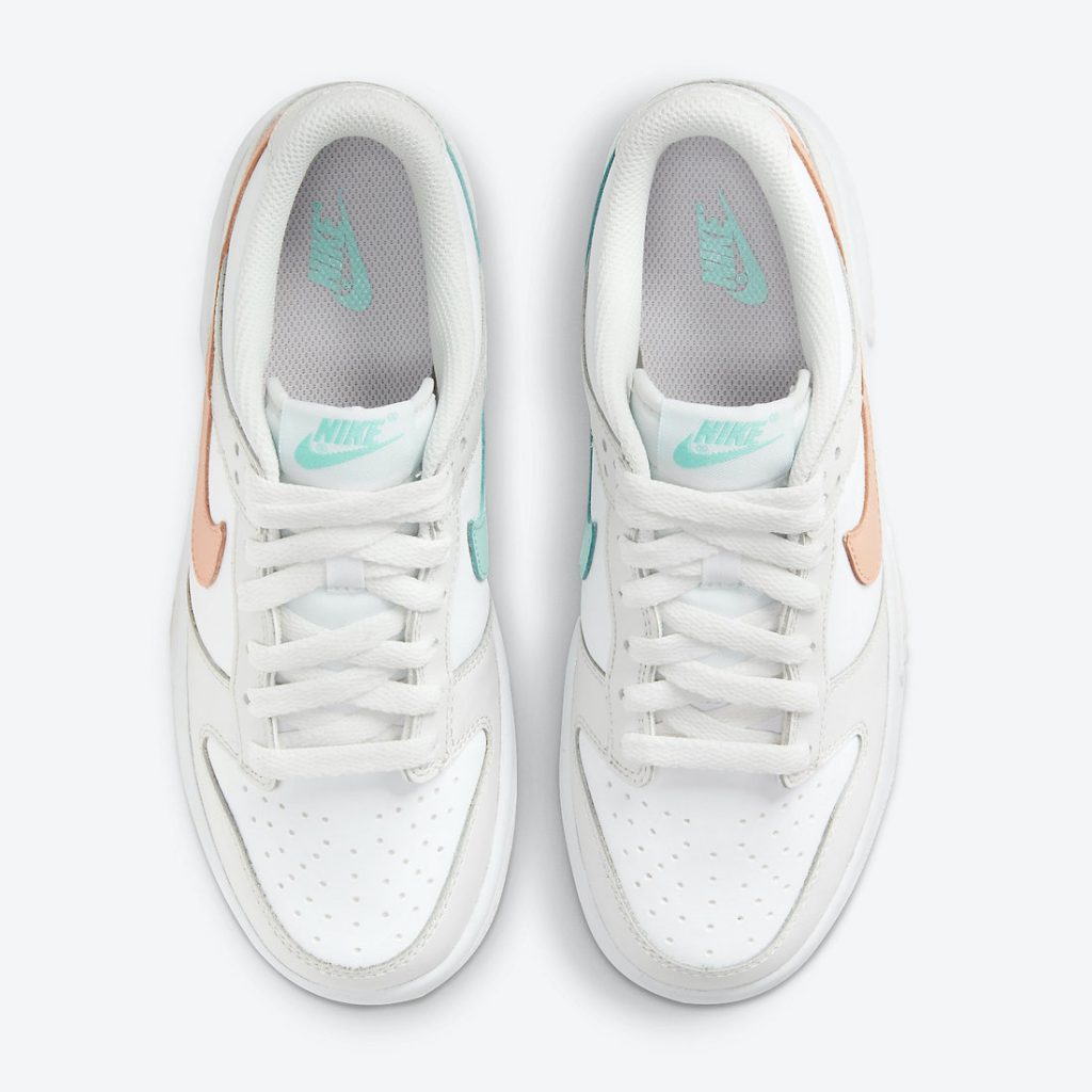 nike dunk low mismatch swoosh